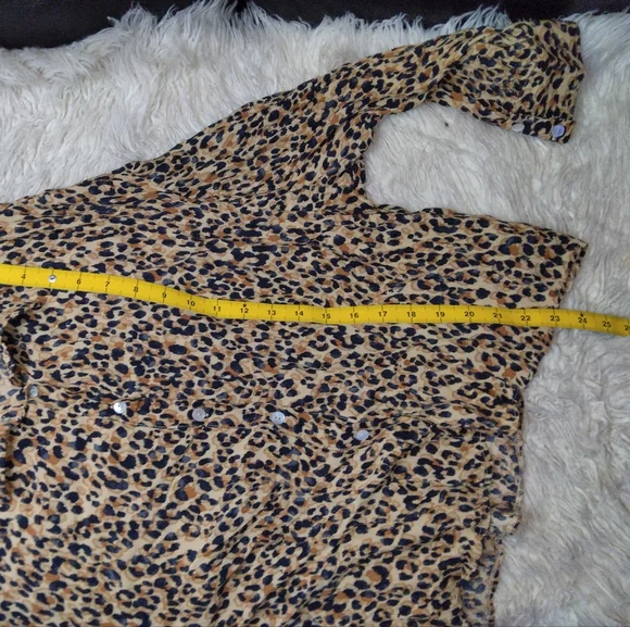Zara Trf Collection Leopard Print Button Down Blouse Size XL - Picture 12 of 12